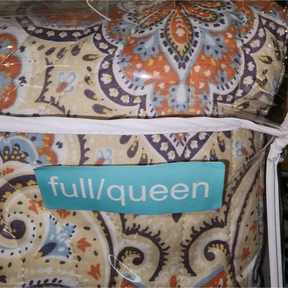 WAVERLY NWT PINNACLE QUEEN QUILT SET WITH SHAMS COMBO